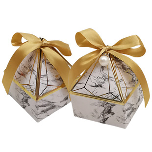 New Wedding Candy Box Pyramid Diamond Candy Box Accompanying Gift Return Gift Carton Packaging Gemstone Triangle Box