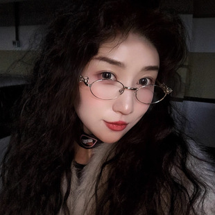Diamond-encrusted oval small frame glasses ins style red book explosions crystal glasses rhinestone net red plain y2k sunglasses