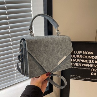Internet Celebrity Fashion Simple Personality Small Bag Women's 2024 Spring New All-match Instagram Shoulder Crossbody Bag Small Square Bag