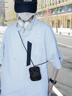 Messenger Bag Men's 2024 New Mobile Phone Bag Mini Small Satchel Couple Shoulder Bag Hanging Neck Headphone Bag for Women
