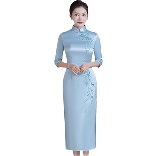 High-end Embroidery 2024 Spring New Wedding Dress for Mother Young Acetic Satin Cheongsam Daily Wear