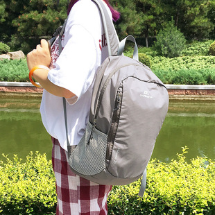 Outdoor Sports Mountaineering Hiking Backpack Leisure Travel Bag 20-litre Small Bag Portable Waterproof Nylon for Men