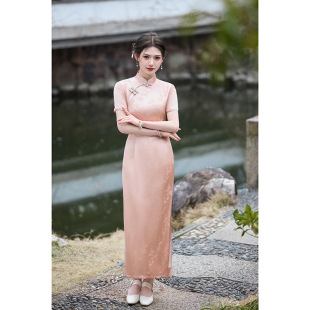 Розовый Cheongsam 2025 новый улучшенный молодой молодой девушки новый китайский стиль летом