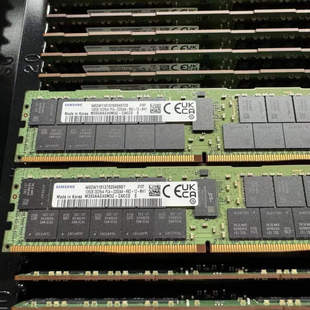 Универсальный регистр памяти сервера DDR4 ECC RDIMM REG