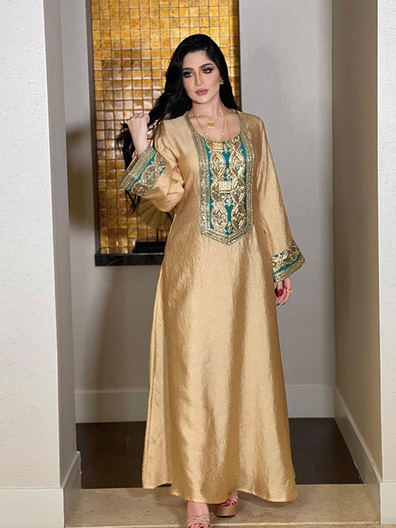 2025 Spring/Summer Gorgeous Sequined Sparkling Dress