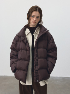 [Daihe] Winter New Leisure 20D Ultra Light and Courtless New National Standard Contrast Color One-Hand Long Down Jacket H7068