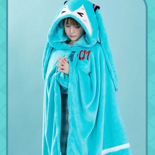 Wholesale girls cloak first sound future hooded cute cartoon small buried cloak flannel warm air conditioning blanket lunch break