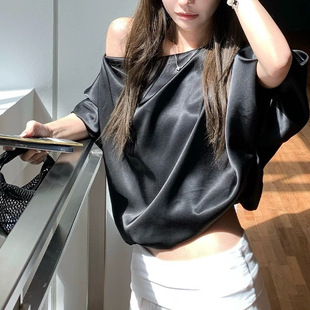 Loose Satin Off-Shoulder Top with Light Sleeves, Loose Design, Niche Small Shirt for Women, Beige, Black, Polyester Fiber