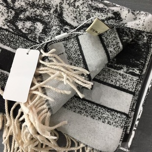 New ink animal printing cashmere scarf autumn and winter warm scarf shawl plastic package gift box gift