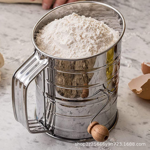 Large 3 cups stainless steel flour sieve fine belt scale fine mesh rotating manual powder sieve hand-operated powder beater factory