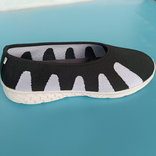 Tao Бытовая летучая квадратная обувь Sports Edition Square Shoes Нескользящая квадратная обувь на мягкой подошве Дорожная обувь Носки