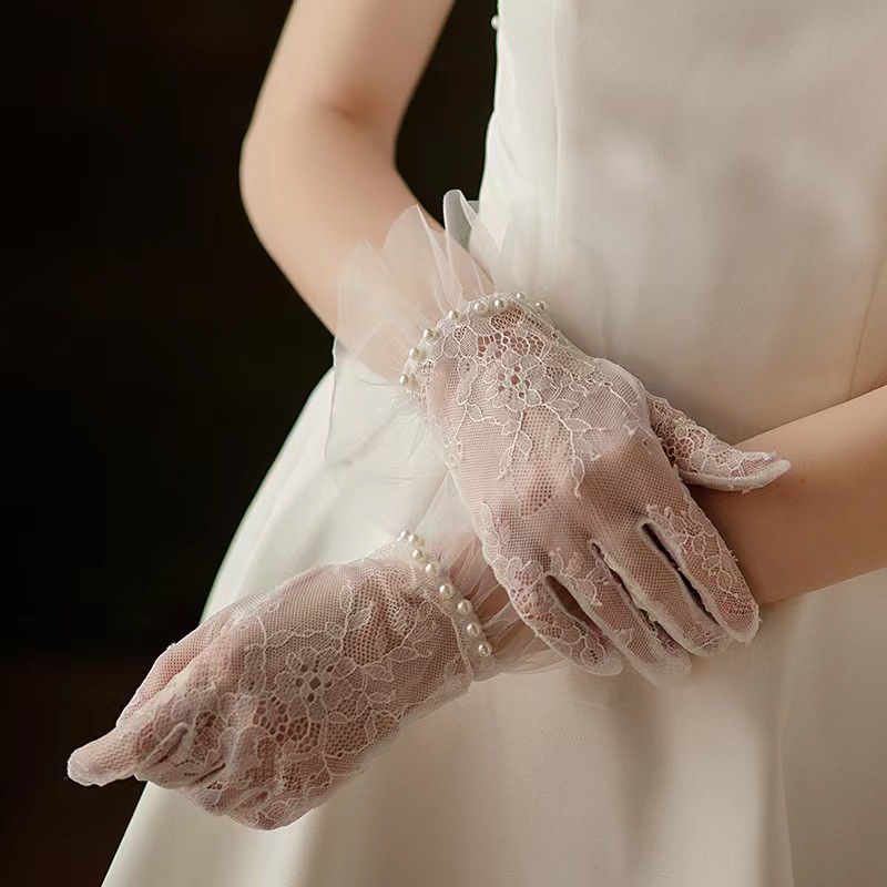 bridal wedding dress lace Korean French short tulle transparent delicate lace set Pearl gloves