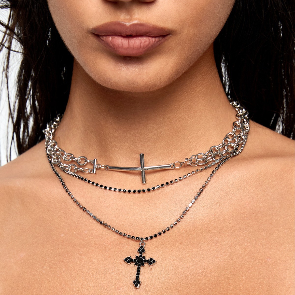 European and American Cross-Border Jewelry, Dark Style Versatile High-End Cross Necklace, Double-Layered Elegant Collarbone Chain Choker