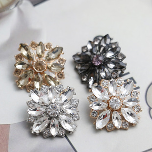 High-grade exquisite square diamond-encrusted metal button mink coat coat decorative buckle fashion clothing accessories accessories buckle