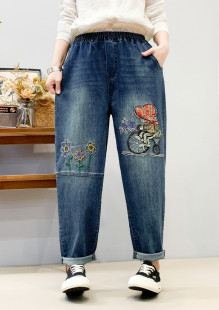 2025 spring new cartoon embroidery bear white washed stretch Denim trousers wholesale tide