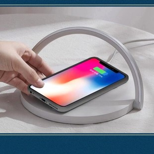 Взрывная беспроводная зарядка Bluetooth динамик многофункциональный мобильный телефон беспроводная зарядка спальни настольная лампа время будильника радио стереосистема