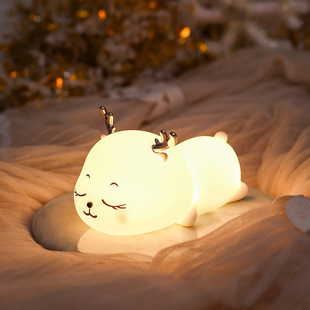 Cross-border Silicone Decompression Nightlight Advanced Sense Atmosphere Light Feeding Night Dormitory Bedroom Bedside Companion Sleep Clap Light