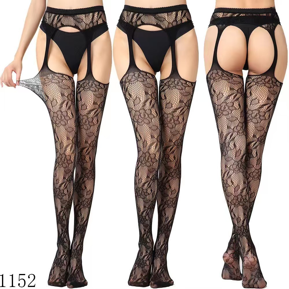 Sexy Suspenders Hot-Selling Women's Fishnet Stockings Halloween New Pantyhose Suspenders Stockings Bat Hollow-Out Black Stockings