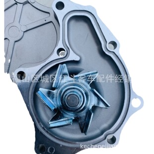 The original water pump assembly is suitable for Jiangling Quanshun Baodian Baodian Baowei Lufeng X6 Euro 3 493 countries, three countries, four countries and five countries.