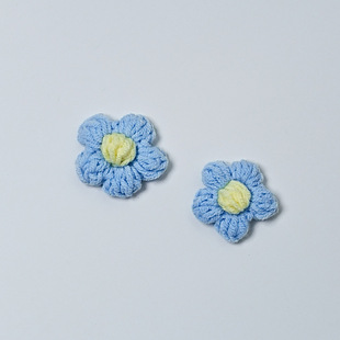 Wholesale Handmade Crocheted Puff Flowers Korean Style DIY Knitted Wool Flowers Hair Accessories Clothing Accessories Small Flowers