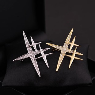 Japanese and Korean New Style Personalized Star Brooch Creative Niche High-level Sense Design Sense Pin Anti-running Buckle Suit Accessories