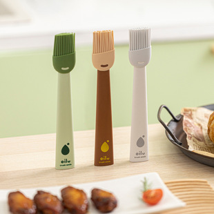 Household kitchen oil brush silicone brush barbecue brush food grade high temperature resistant dipping sauce baking brush barbecue brush Xinjiang wholesale