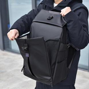Men's Large Capacity Cycling Bag Functional Helmet Bag Casual Travel Bag Business Commuter Multi-function Basketball Bag