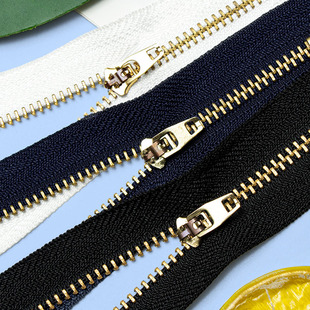 Spot on the same day hair brass self-locking zipper No. 3 metal pants zipper jeans access control Guangdong Guangzhou manufacturers