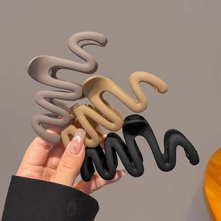 Большой летний молочный кофе матовый зажим для акулы зажим для волос W-образный хвататель для волос