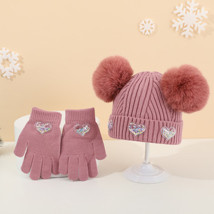 Cross-border Amazon wish children's double wool ball knitted wool hat love wool hat gloves two-piece winter