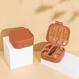 Portable Jewelry Box Storage Box Earrings Pendant Hand Jewelry Necklace Ring Small Travel Exquisite Box