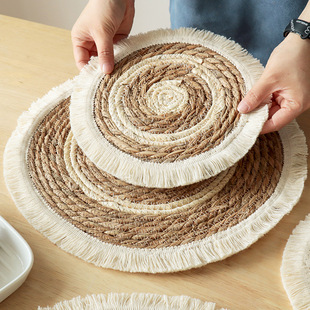 Tassel Placemat Japanese-style Straw-woven Busweed Insulation Mat Round Placemat with Lace Insulation Mat Plate Mat