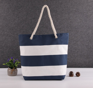 Cross-border European and American Stripe Printed Shoulder Beach Bag Student Fashion Canvas Large Capacity Beach Bag Printable logo