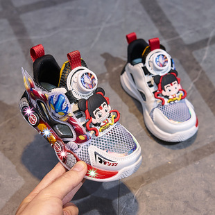 2025 Новый летний мальчик Светящиеся кроссовки Ultraman Детские крутые мотоциклетные дышащие сетки кроссовки