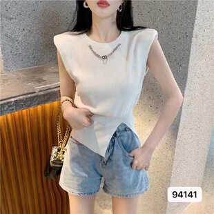 European-made Split T-shirt Women's Summer New Niche Design Sense Chain Top Sleeveless Vest Knitted Shirt