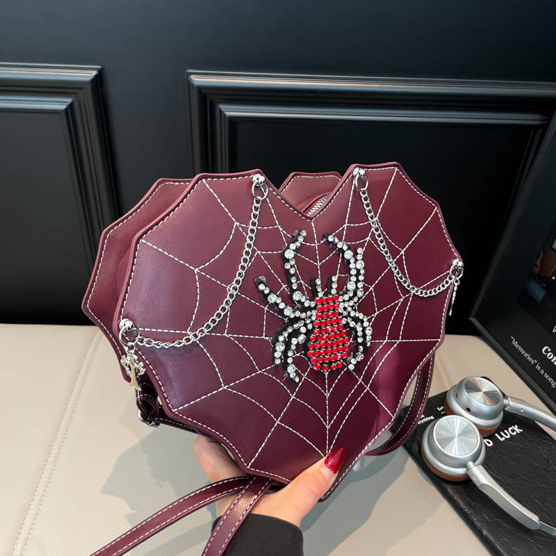 Personalized Heart-Shaped Small Bag 2025 New European and American Halloween Spider Shoulder Bag Internet Celebrity Sweet Cool Spicy Girl Crossbody Bag