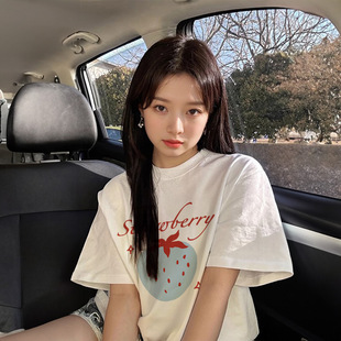 Strawberry Short-sleeved Women's T-shirt Summer Cotton Half-sleeved 2025 New Explosions Loose T-shirt Inner Base Shirt Top