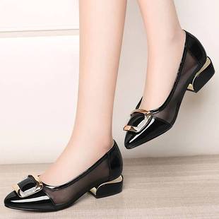 Flat Mesh Shoes Women's Summer 2025 New Leather Low Heel Hollow Breathable Baotou Sandals Fashion All-match Women's Shoes