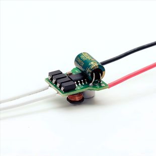 Светодиодный привод постоянного давления AC/DC12V 5V постоянного давления 0.6A прожектор чашка лампы пузырь встроенный низковольтный источник питания