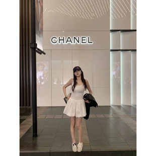 Design Sense Niche Ballet Style Sleeveless dress Women's Spring and Summer New Stitching U-Collar Puff Short Vacation Dress