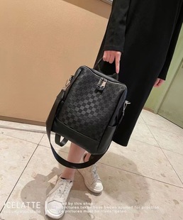 Backpack Women's 2023 New Fashion High-end Niche Design Chessboard Leather Backpack Casual Leather Schoolbag