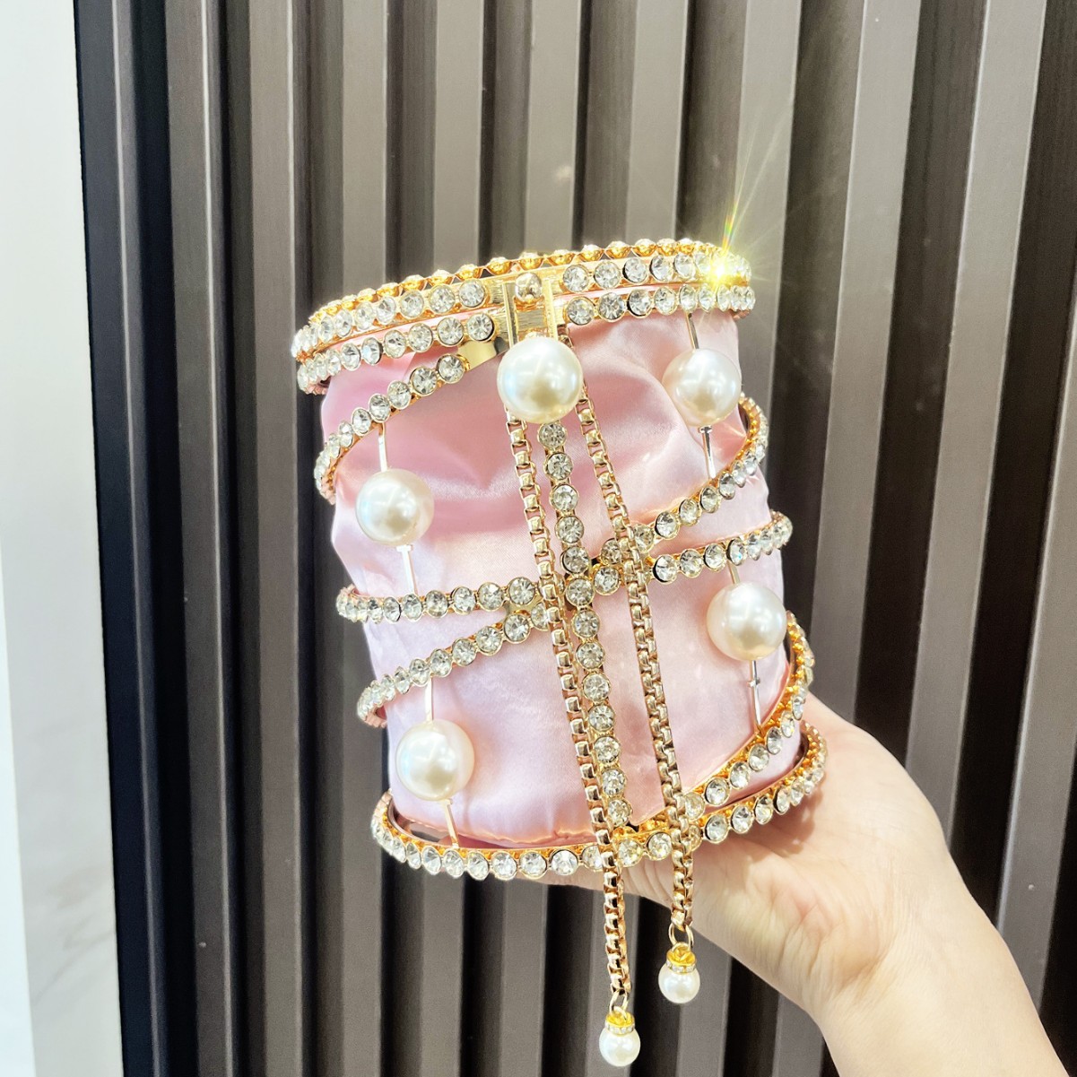 2025 New European and American Style Women's Handbag - Metal Bucket Bag, Pearl and Rhinestone Studded Handbag, Drawstring Chain Bag, Pig Cage Bag, Bird Cage Bag