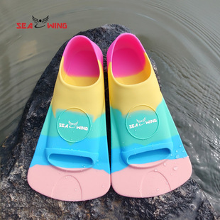 Swimming Flippers for Men and Women Freestyle Breaststroke Silicone Short Flippers for Adults and Children Professional Light Diving Training Foot Board