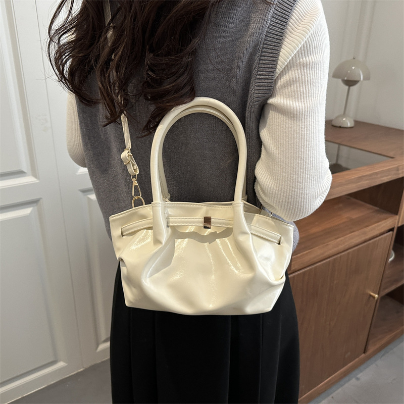 High-End Women's Bags 2026 New Trendy Fashion Versatile Handbag Niche Lazy Style Chic Crossbody Dumpling Bag
