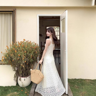 Sweet Spice Girl Lace Sling dress Women's Summer 2025 New Waisted A- line Slimming Gentle Dagging Long Dress