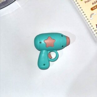 Cross-border flying cat Hsinchu dragonfly pet toy luminous flying saucer toy square entertainment stall toy