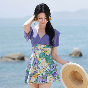 2025 new swimsuit women's one-piece skirt conservative belly slim sexy South Korea ins wind hot spring swimming suit