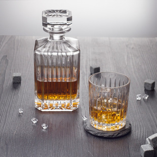 Factory Wholesale Foreign Wine Bottle Set One Bottle of Four Cups Whiskey Set Whiskey Decanter Wine Set