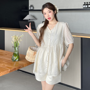 20252025 New Summer Pregnant Women Korean V-neck Lace Embroidered Doll Shirt Top Shorts suit...