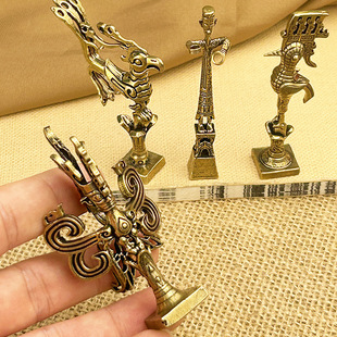Медные украшения Sanxingdui